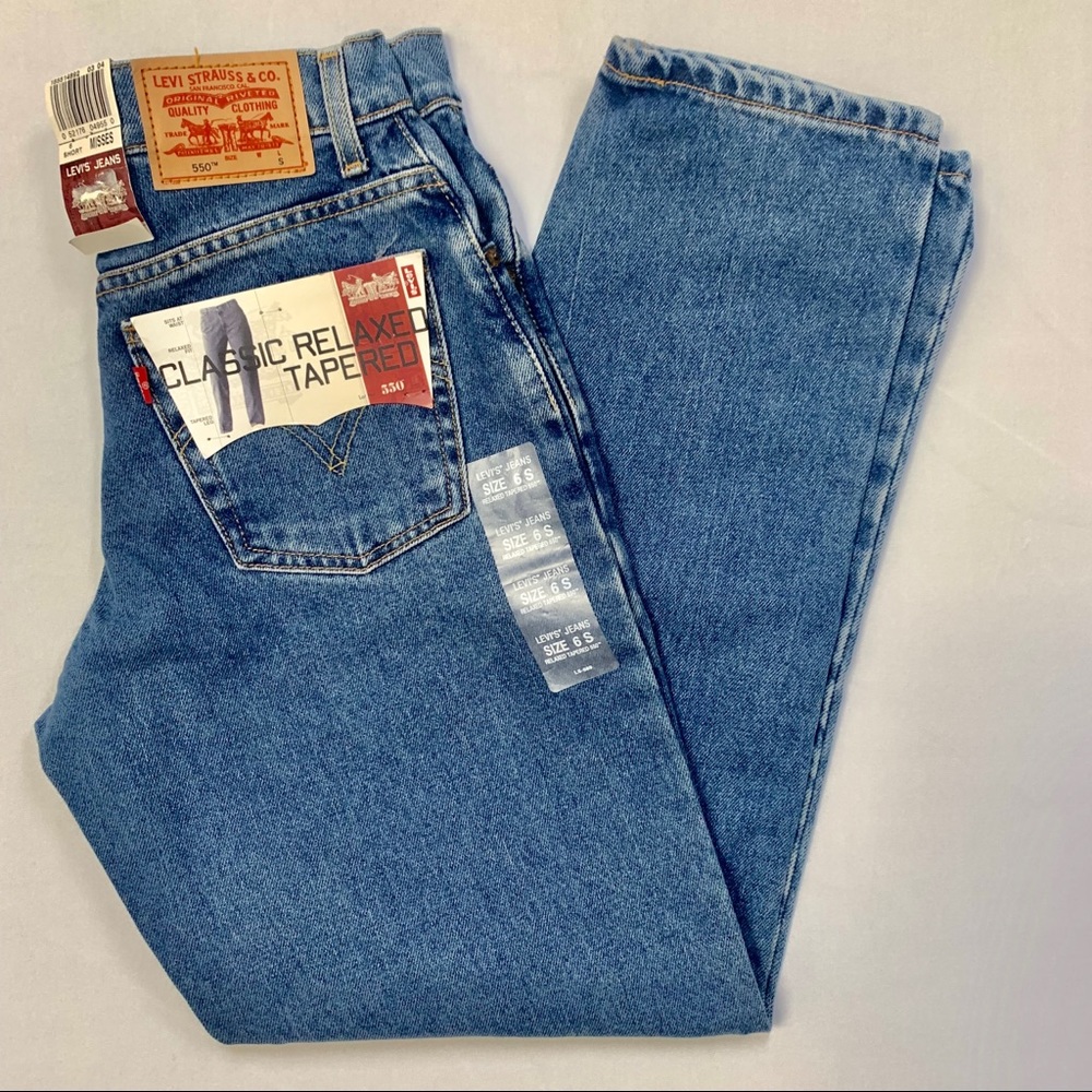 Levi’s NWT Classic Relaxed 550 Jeans size 6